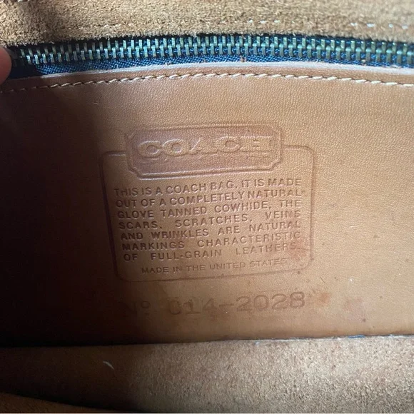 ❌sold❌Coach Vintage Early NYC Dinky British Tan Crossbody Brown Turn Lock - Picture 8 of 8